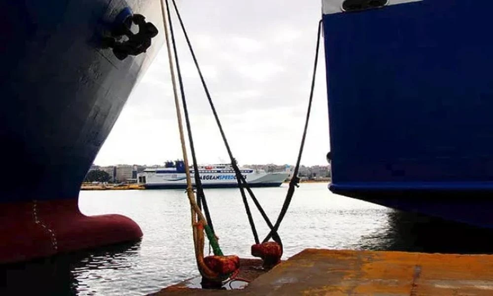 Ταλαιπωρία για 770 επιβάτες του πλοίου Κνωσός Παλλάς